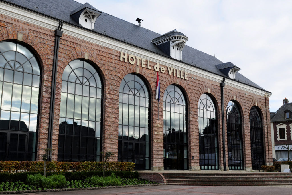 HOTEL DE VILLE Doudeville
